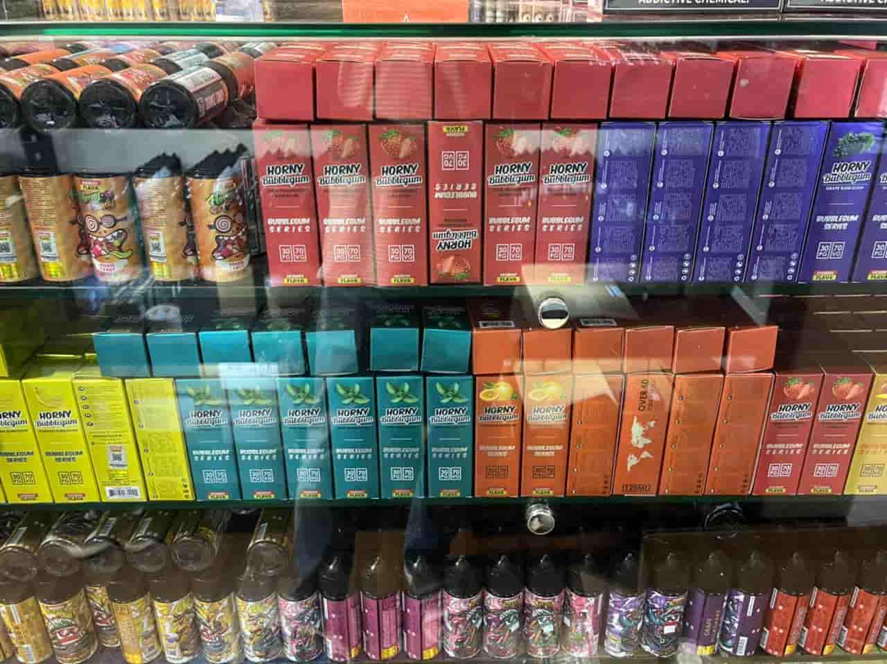 About Us - Uaevapeclub online shop in uae